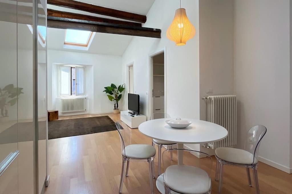Casa Moira - Affitti Brevi Italia Lejlighed Lecco Eksteriør billede